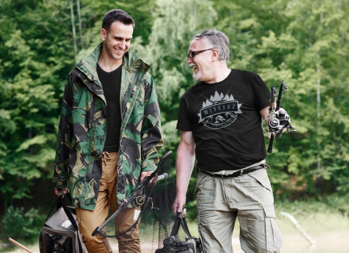 WĘDKARZ Z KRWI I OŚCI- koszulka z nadrukiem - obrazek 3